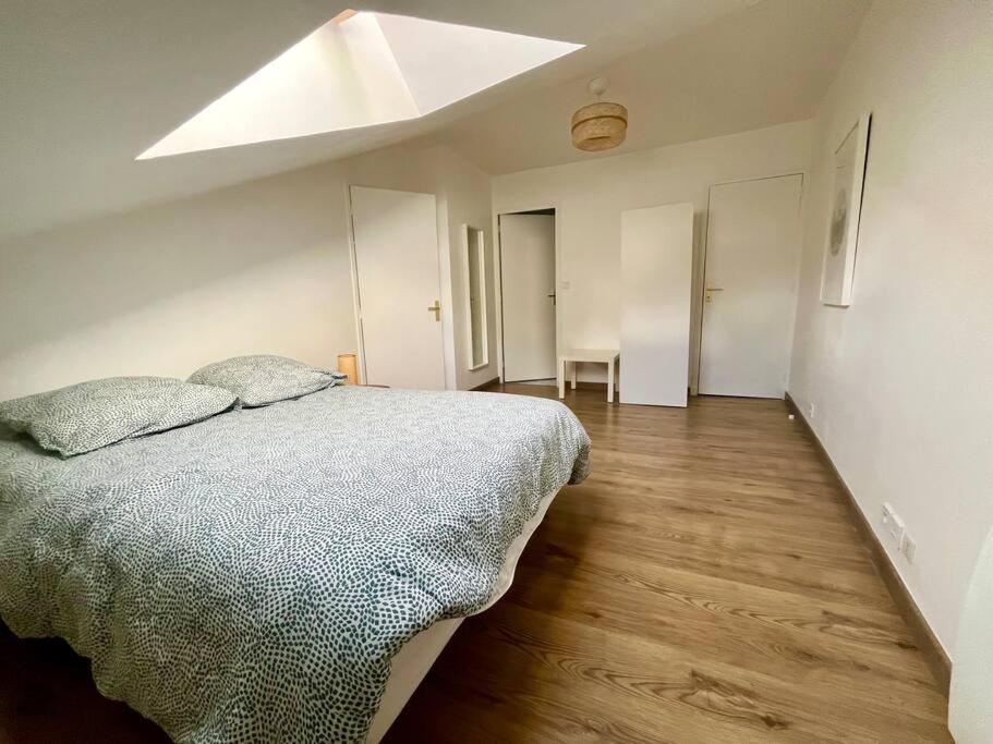 Appartement Cosy Hypercentre Place St Pierre Saumur Eksteriør bilde